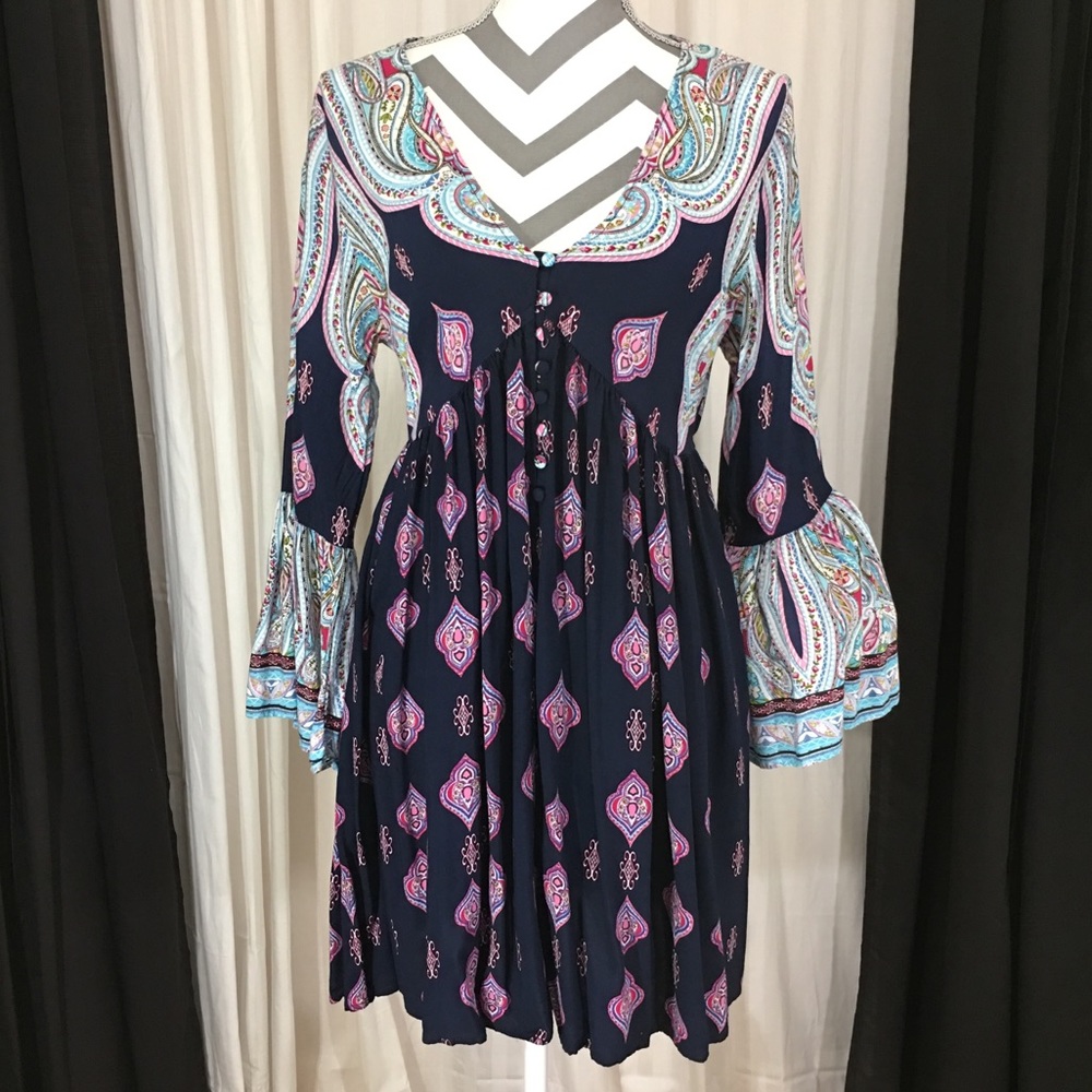 Umgee Paisley dress, bell sleeves